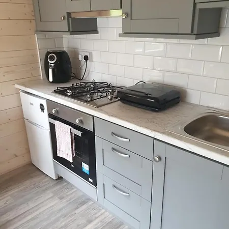 Nellies Log Cabin Holiday home *